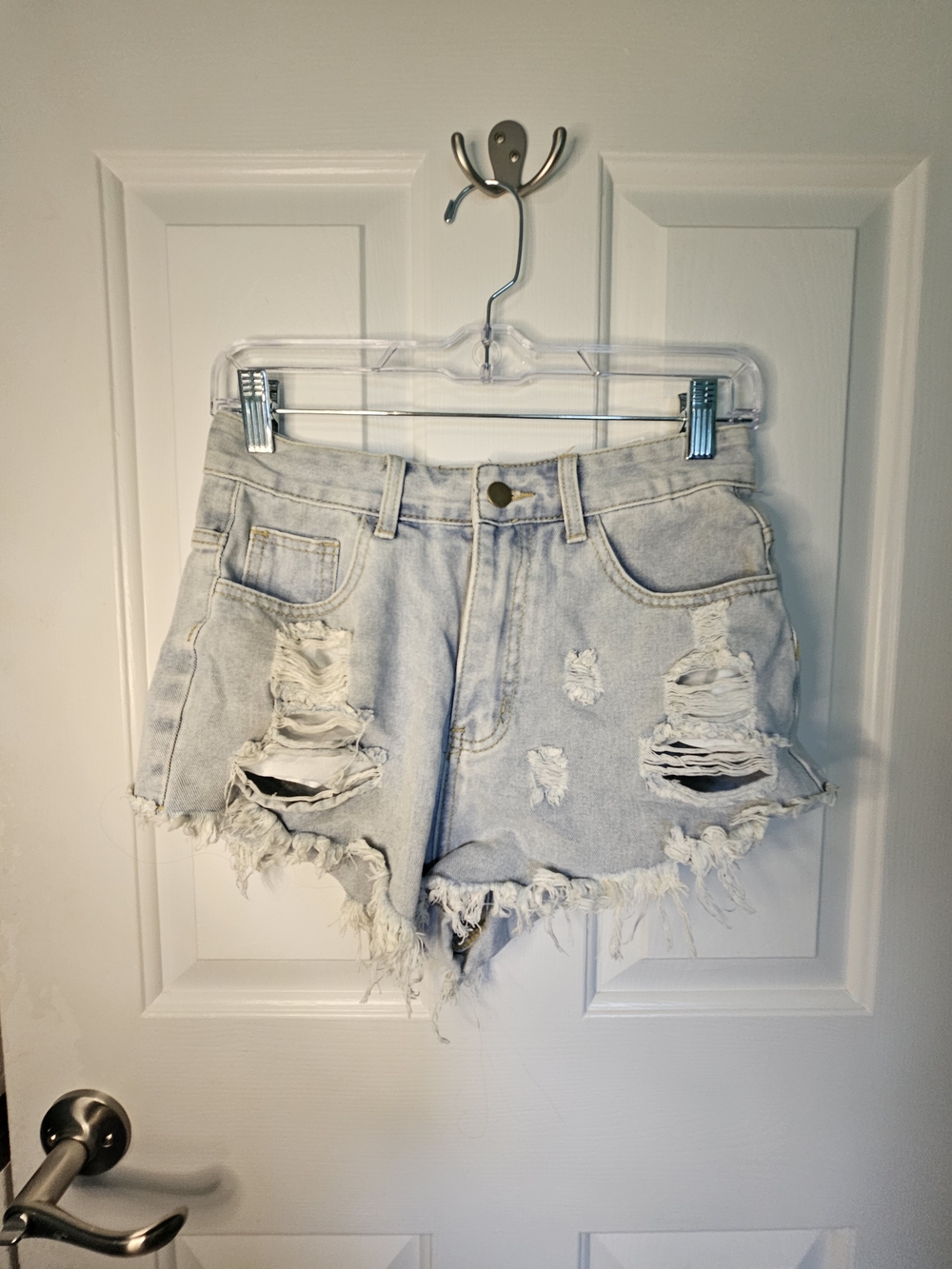 SHEIN High-Rise Light Wash Distressed Denim Shorts - Light Blue Size S (US 4)